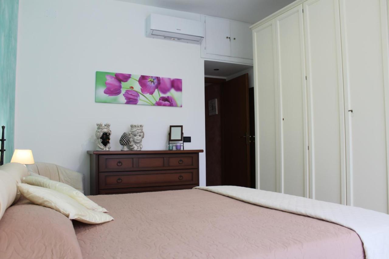 La Nina Apartment ตาออร์มินา ภายนอก รูปภาพ